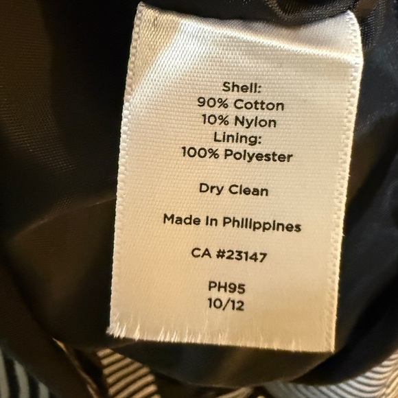 Talbots Woman Black and White Blazer with Tailored Silhouette Size 18 W - Picture 7 of 7